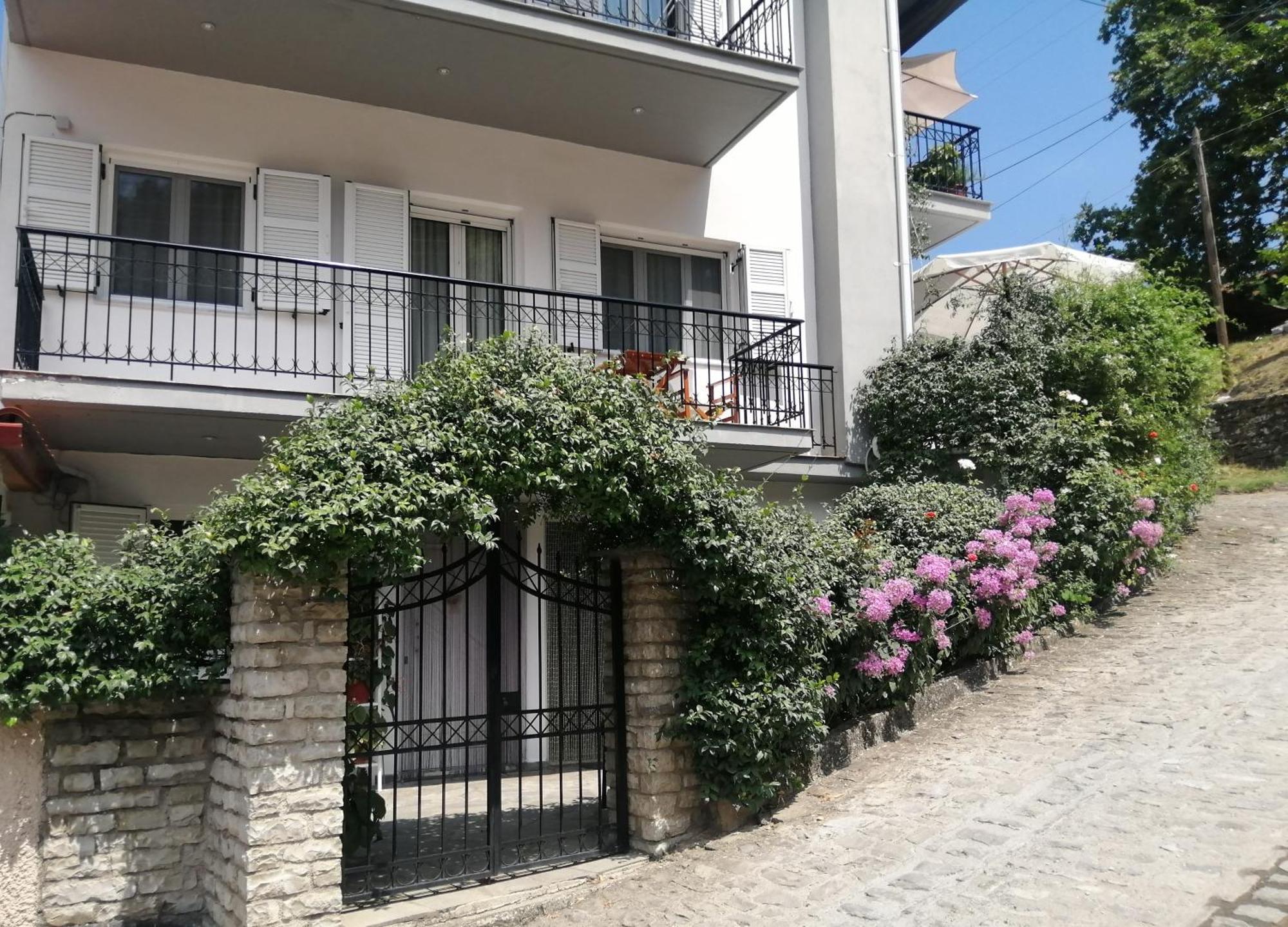 Three Elements Apartment Коница Екстериор снимка
